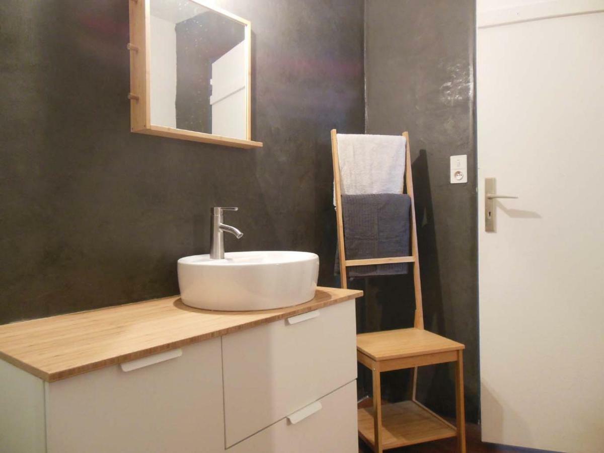Urban Sunny & Cosy Apartment กงการ์โน ภายนอก รูปภาพ